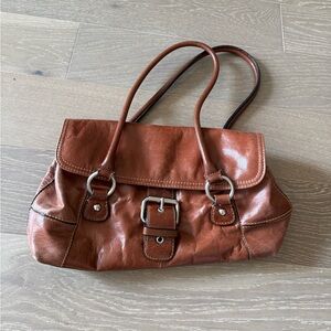 Elegant Brown Leather Handbag